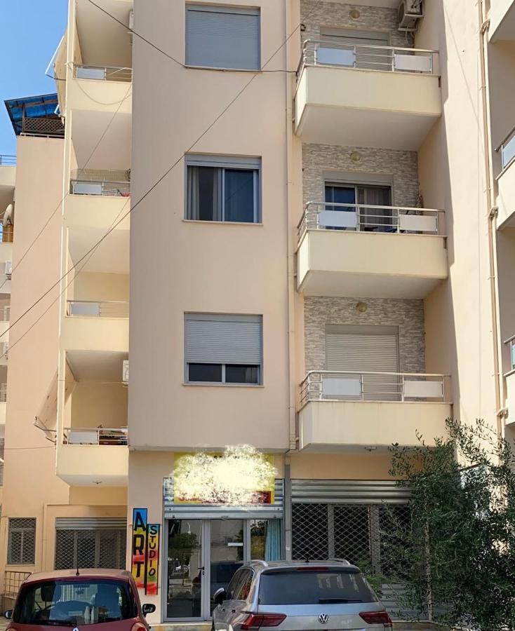 Center Apartment Vlorë Exterior foto